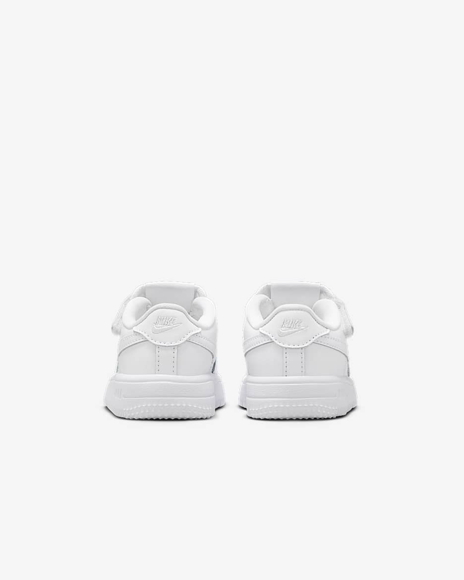 Baby white nike air force clearance